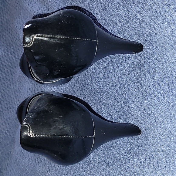 Rockport Total Motion Sheehan Heels - Picture 2 of 7